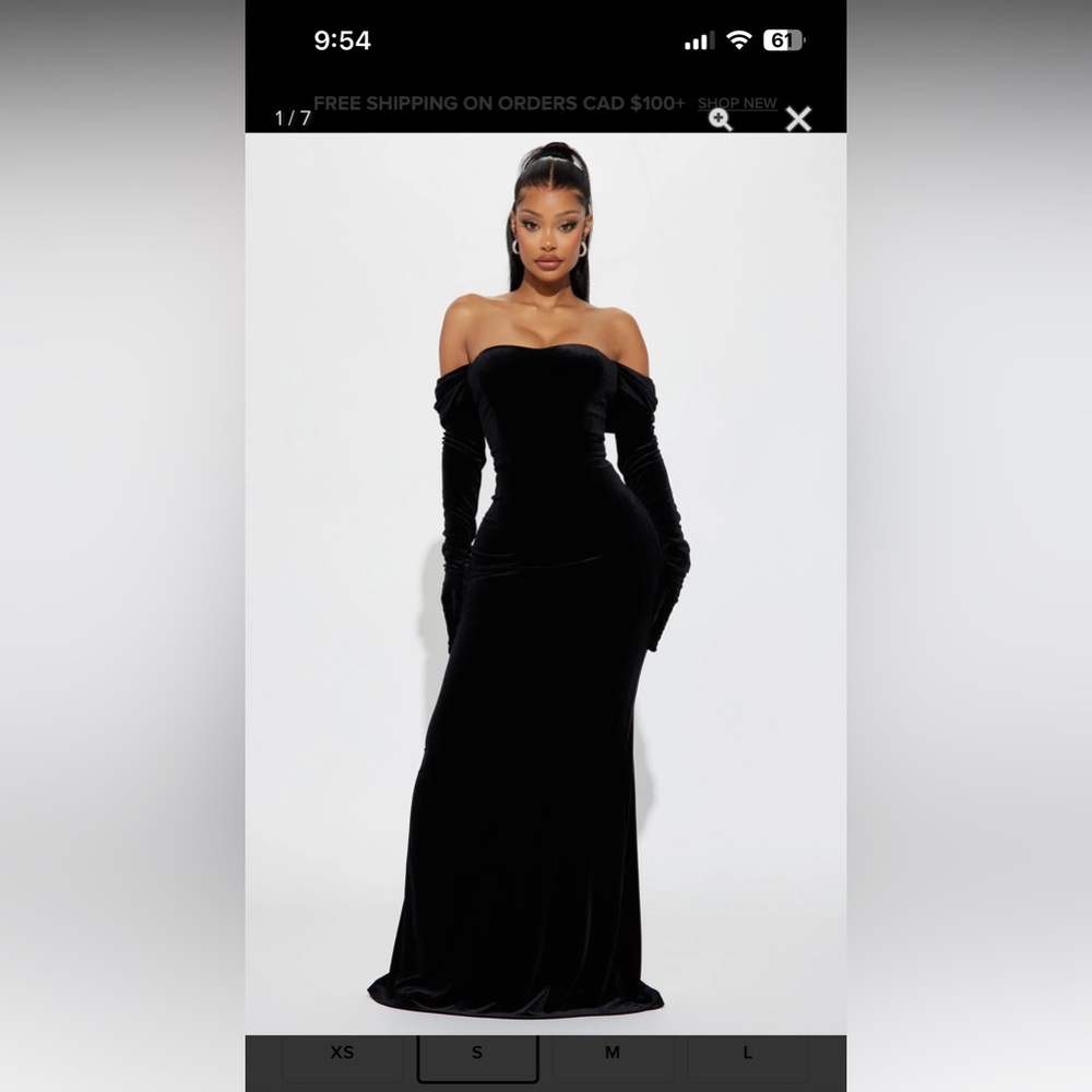 NWT fashion nova Fits Like A Glove Velvet Gown - Black